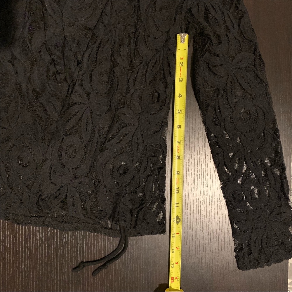 Lace Cover* - Picture 6 of 7